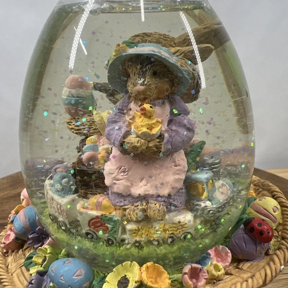 Easter Egg‎ Spring Snow Globe Bunny Rabbit 